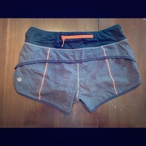 LuluLemon Speed Shorts Size 4